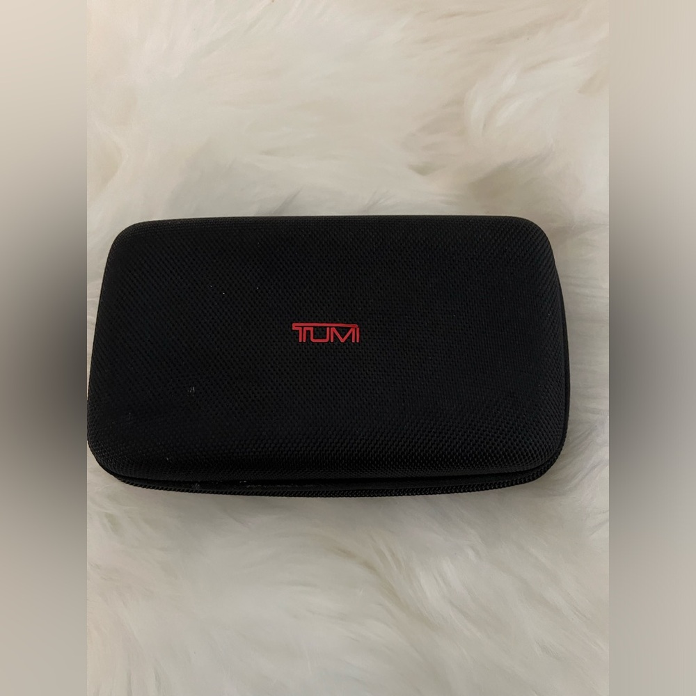 TUMI for delta zip case